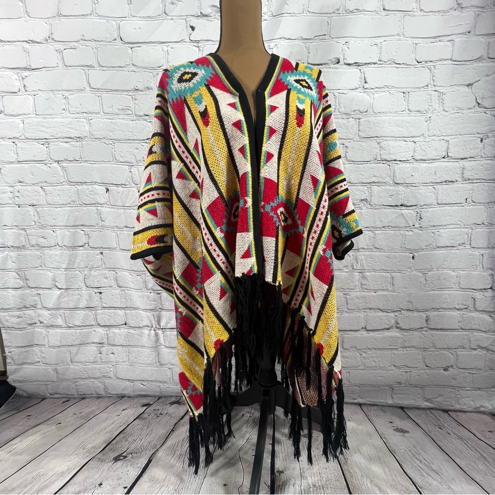 Rock & Roll Cowgirl Multi Color Aztec Print Fringed Poncho/Shrug Size S (B17)